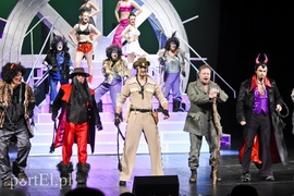 W teatrze igrają z diabłem
