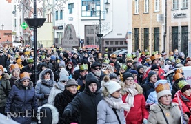 Trzej królowie jadą, złoto, mirrę kładą