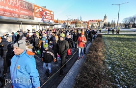 Trzej królowie jadą, złoto, mirrę kładą