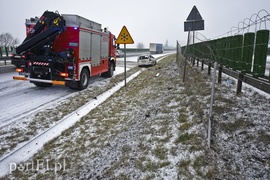 Dachowanie na zaśnieżonej siódemce