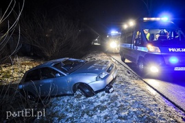 Dachowanie na Radomskiej, kierowca uciekł