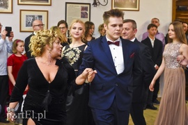 Urzekająca studniówka ZPSM