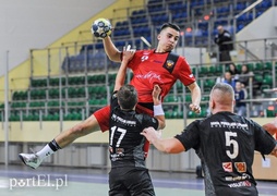 Meblarze ograli wicelidera