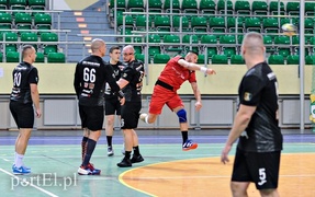 Meblarze ograli wicelidera