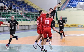 Meblarze ograli wicelidera