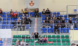 Meblarze ograli wicelidera