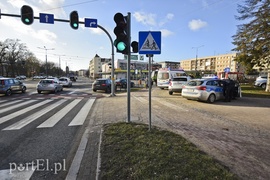 Potrącenie kobiety na przejściu dla pieszych