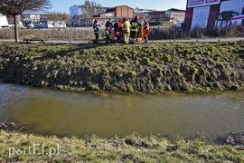 Pijany mężczyzna wpadł do Kumieli