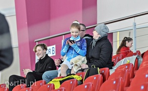 Piruety i skoki na lodowisku