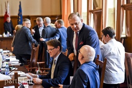 Sesja Rady Miejskiej. Oglądaj na żywo!