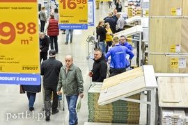 Castorama otwarta, rondo w budowie