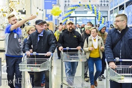 Castorama otwarta, rondo w budowie