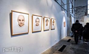 O ciele i maszynach w dawnym kościele