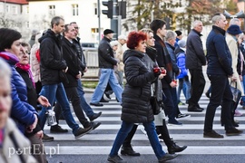 Nieśli krzyż przez miasto