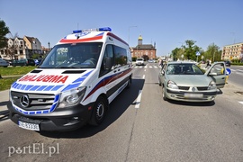 Potrącenie kobiety na przejściu dla pieszych