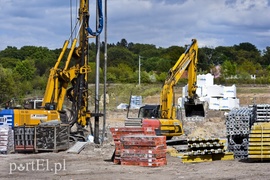 Przy Łęczyckiej praca wre