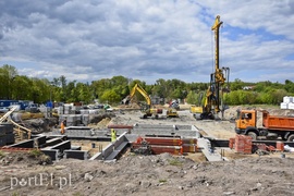 Przy Łęczyckiej praca wre Przy Łęczyckiej praca wre