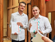 Dziś królowa nauk - matematyka Dziś królowa nauk - matematyka