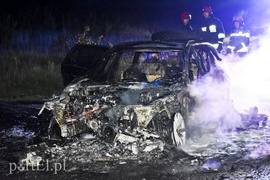 BMW spłonęło na drodze do Nowiny