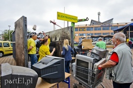 Zamieniali plastik na rośliny Zamieniali plastik na rośliny
