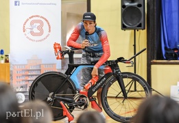 \"Człowiek z żelaza\" w ogniu pytań dzieci