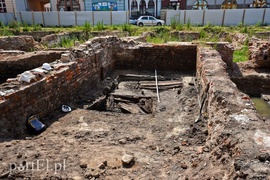 Na Bednarskiej szukają skarbów