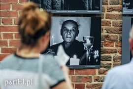 Osądzić, opowiedzieć o tym społeczeństwu, a na koniec ułaskawić