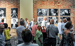 Osądzić, opowiedzieć o tym społeczeństwu, a na koniec ułaskawić