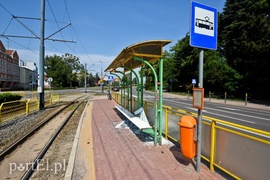 Wandale zdemolowali przystanki