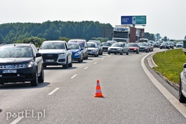 Tragedia na S7. Nie żyje kierowca dostawczego auta