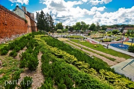 Nad jezioro, na cmentarz i na lody  (Cudze chwalicie, swego nie znacie, odcinek 1) 