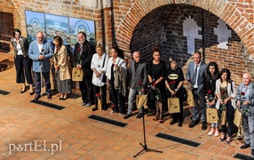 Salon pełen artystów Salon pełen artystów