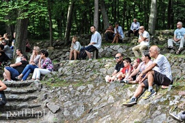 Muszla pod znakiem elektroniki Muszla pod znakiem elektroniki