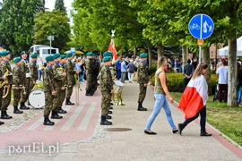Tu mówi Polska. Tu mówi Warszawa