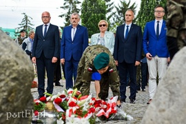 Tu mówi Polska. Tu mówi Warszawa