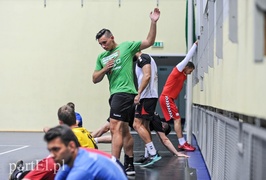 Być w górnej części tabeli