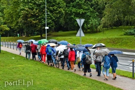 Mniejszości narodowych szukali na cmentarzach