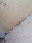 Tę klatkę trzeba wyremontować Tę klatkę trzeba wyremontować