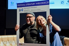 Wielorzecze: W świecie poezji, kryminału i abstrakcji