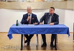 Światowid w budowie