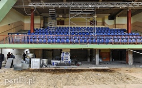 Światowid w budowie