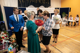 Dziś ta szkoła połączyła pokolenia