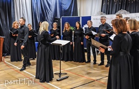 Dziś ta szkoła połączyła pokolenia