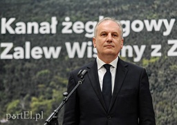 2,5 roku na przekopanie Mierzei