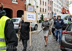 Protestujący:\"Pycha w kościele katolickim jest najgorszym grzechem\"
