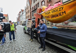 Protestujący:\"Pycha w kościele katolickim jest najgorszym grzechem\"