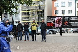 Protestujący:\"Pycha w kościele katolickim jest najgorszym grzechem\"