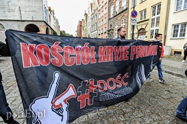 Protestujący:\"Pycha w kościele katolickim jest najgorszym grzechem\"