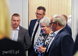 Radość, ale umiarkowana