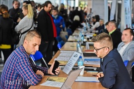 Jedni szukają pracy, drudzy pracowników